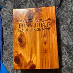 Holy Bible w beautiful box it’s so pretty my mom go one easier understand so…….